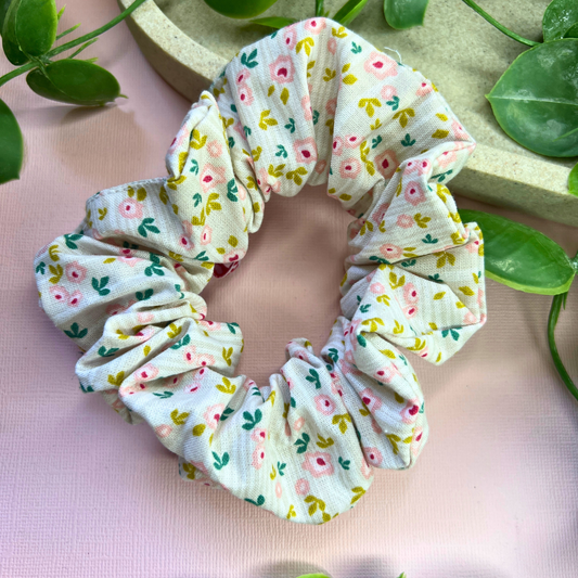 Candy Flower | Floral Scrunchie